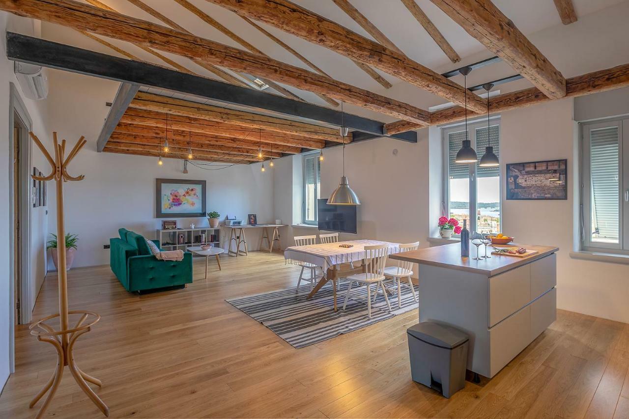 Apartman Bjork Pula Eksteriør billede